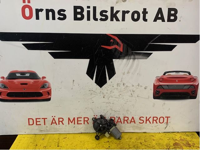 Ikkunannostimen moottori