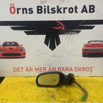 SPEGEL YTTRE VÄNSTER