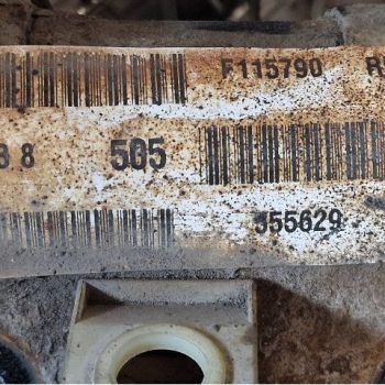 FJÄDERBEN FRAM HÖGER