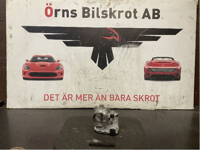 Ruiskutus kaasuläppärunko