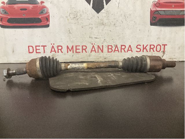 ETUAKSELI, VASEN