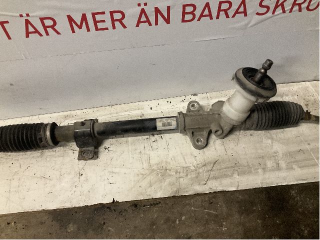 OHJAUSVAIHDE / HYDRAULINEN KIERUKKA