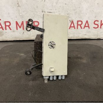 ANTENNFÖRSTÄRKARE
