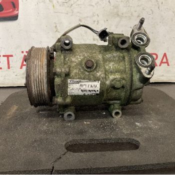 AC KOMPRESSOR