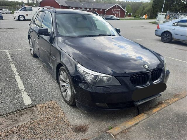 IKKUNANOSTOKONE, SÄHKÖKÄYTTÖINEN, TÄYDELLINEN